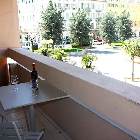 Happy Few La Cigalusa Apartment
